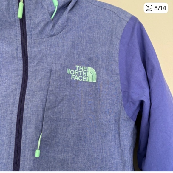 Women’s Ski Outfit - Picture 2 of 15